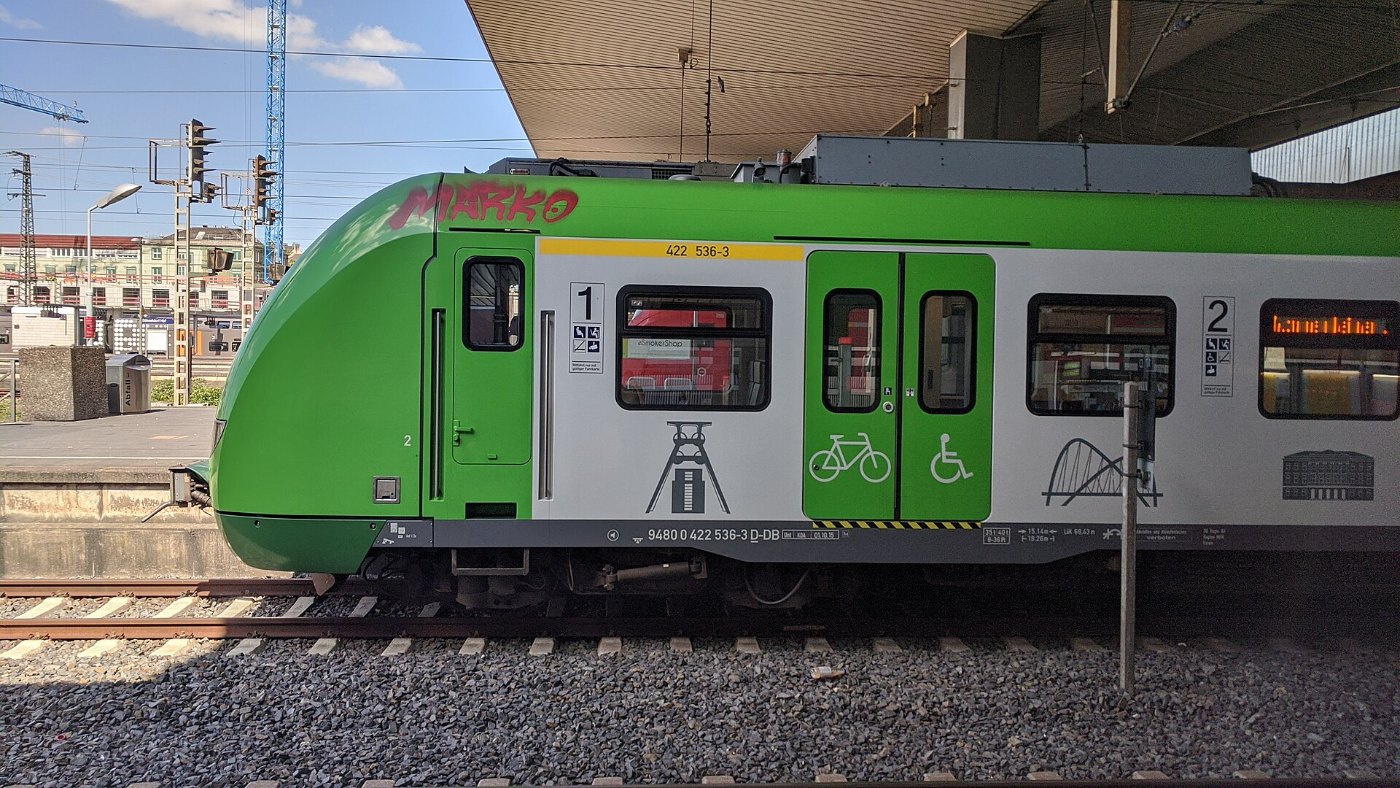 DB 422 536 S Bahn Rhein Ruhr Düsseldorf Hbf