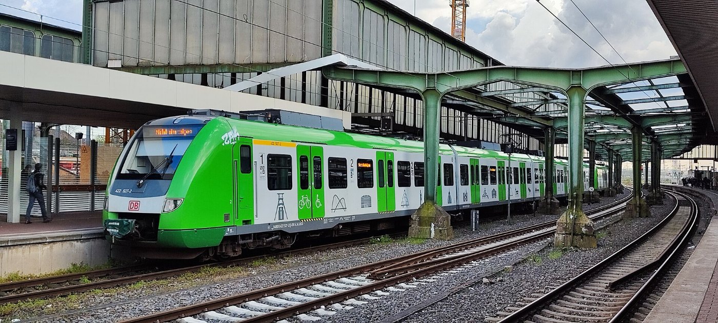 DB 422 527 S Bahn Rhein Ruhr Duisburg