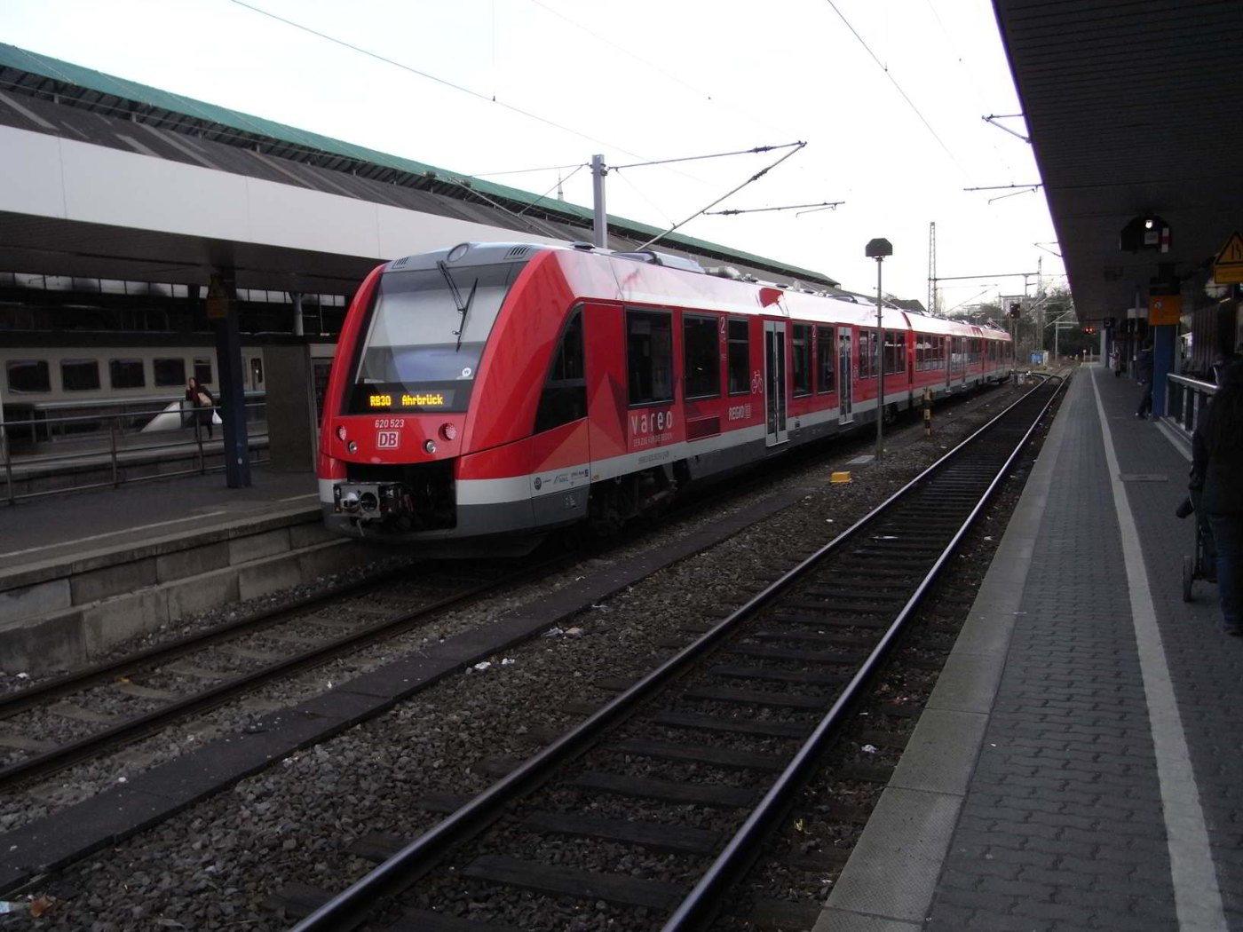 Lint 81 in Bonn Hbf 1