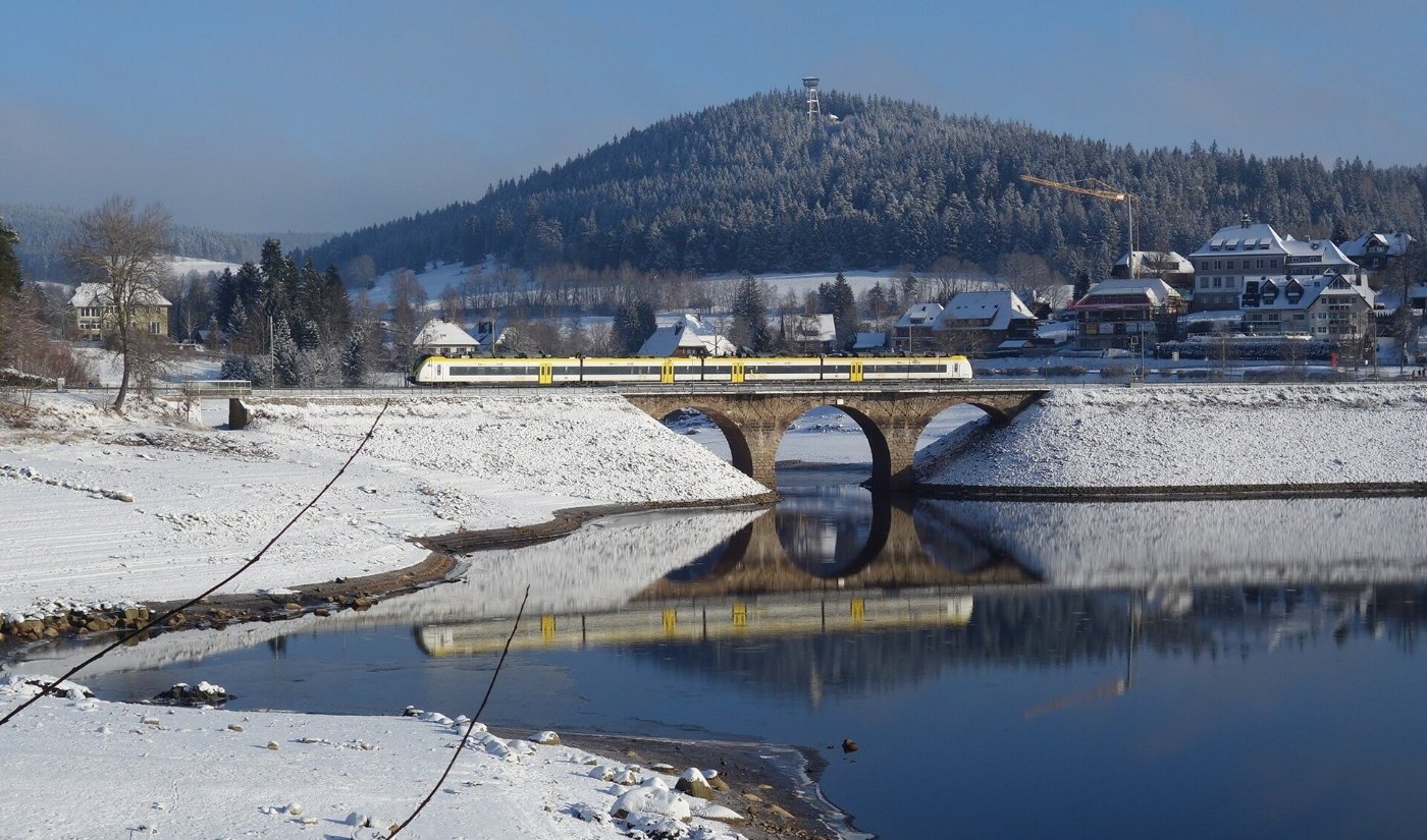 Dreiseenbahn Schluchseebrücke mit Alstom Coradia Continental