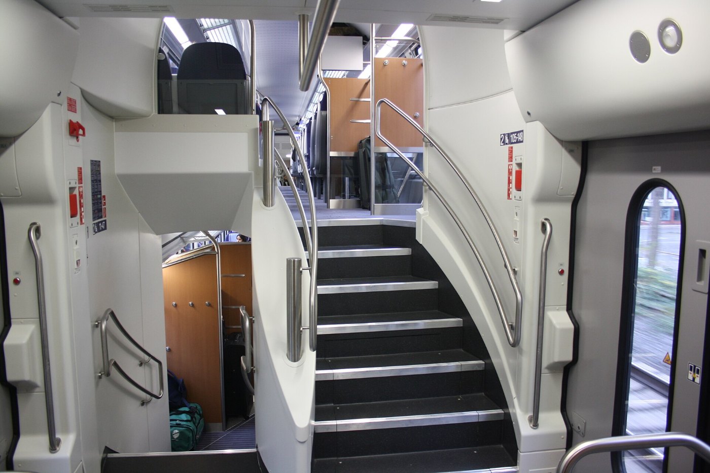 Doppelstock Intercity (IC2) • Eingangsbereich