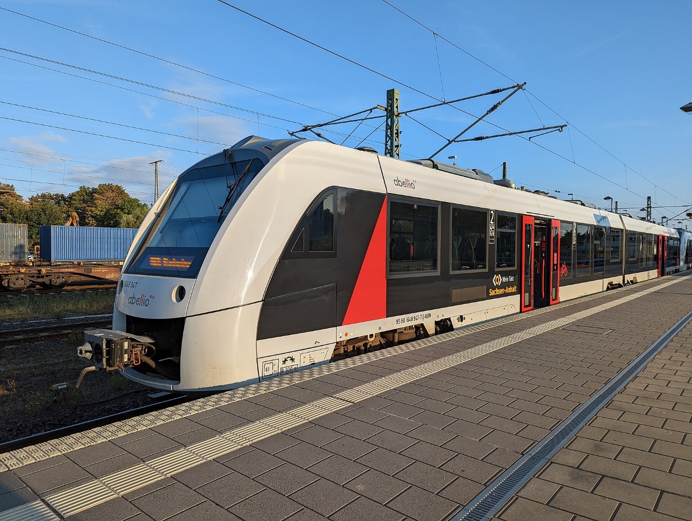 Alstom Coradia LINT 41 (Abellio Rail Mitteldeutschland) in Magdeburg Hbf