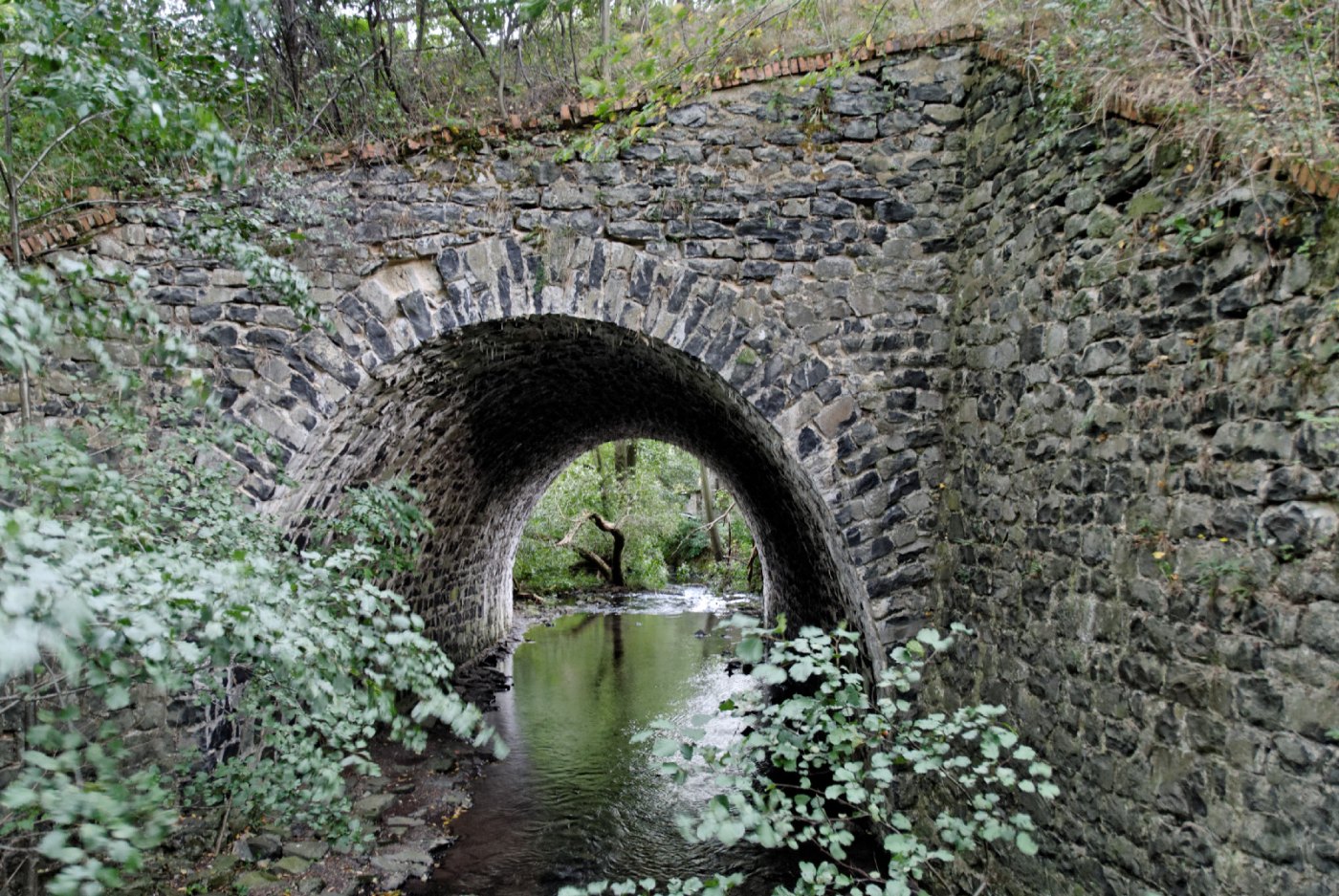 Eisenbahnbruecke in Lauterbach Blitzenrod, von Suedwesten