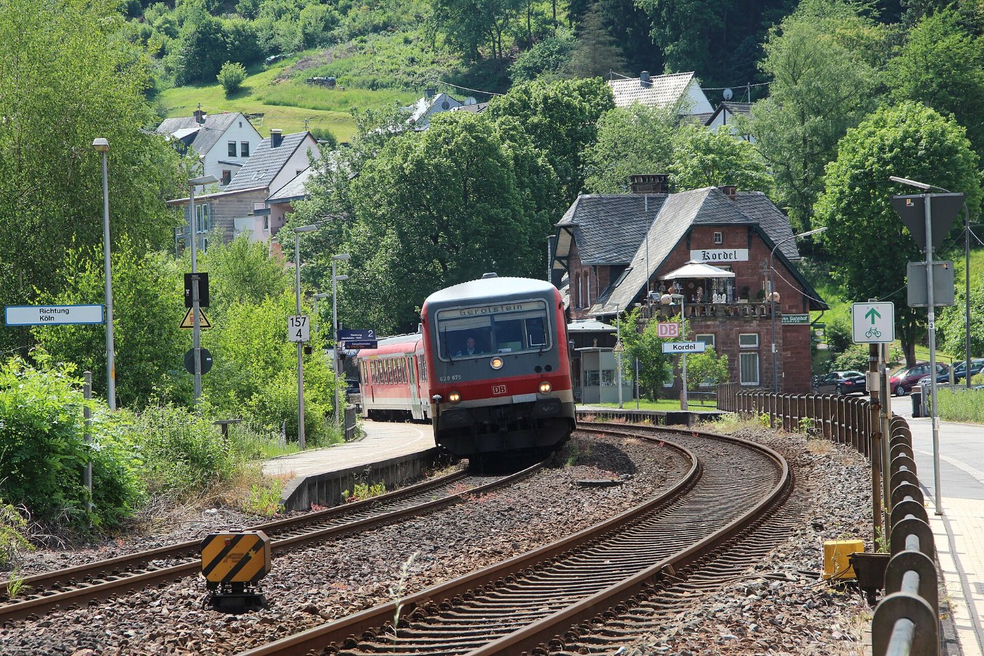 628 675 Bahnhof Kordel by Niederkasseler panoramio