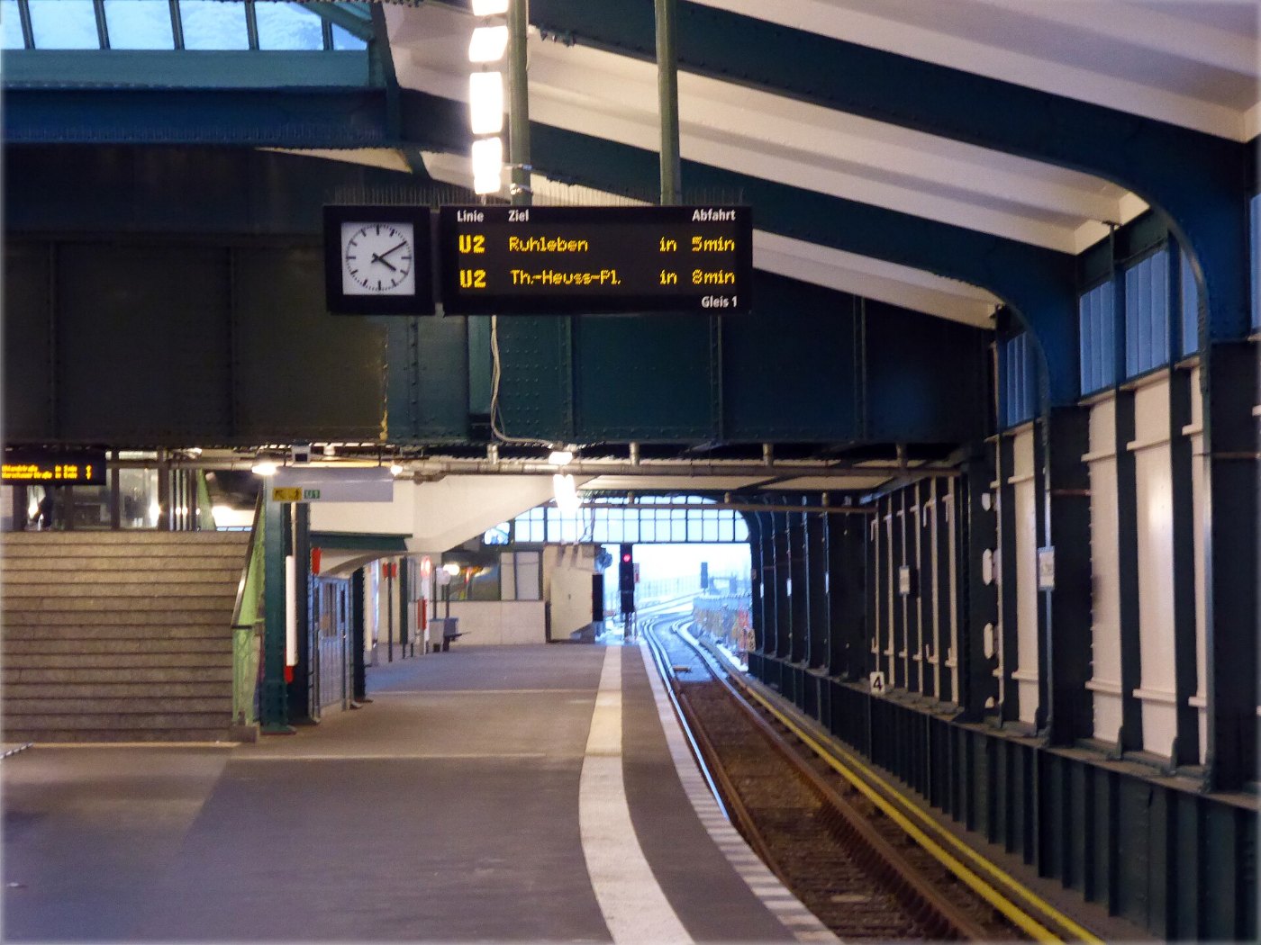 Gleisdreick Bahnsteig (3)