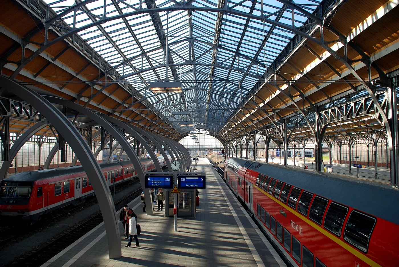 Lübeck Hbf, Bahnhofshalle