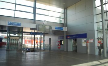 Bahnhof St.Valentin Halle