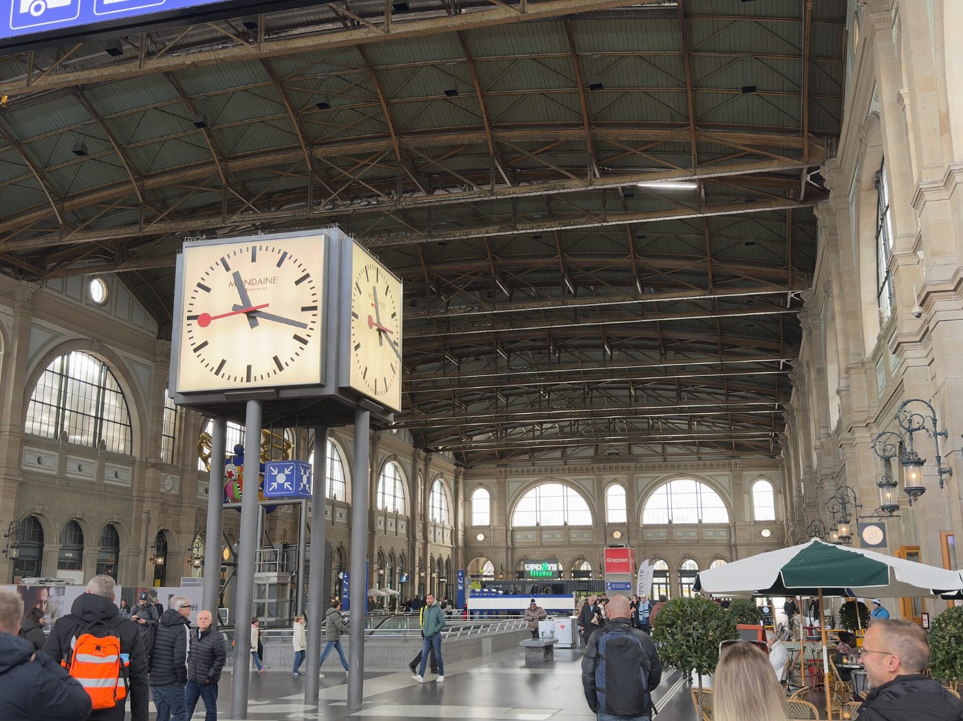 Mondaine clock in Zurich Hauptbahnhof main hall 2026