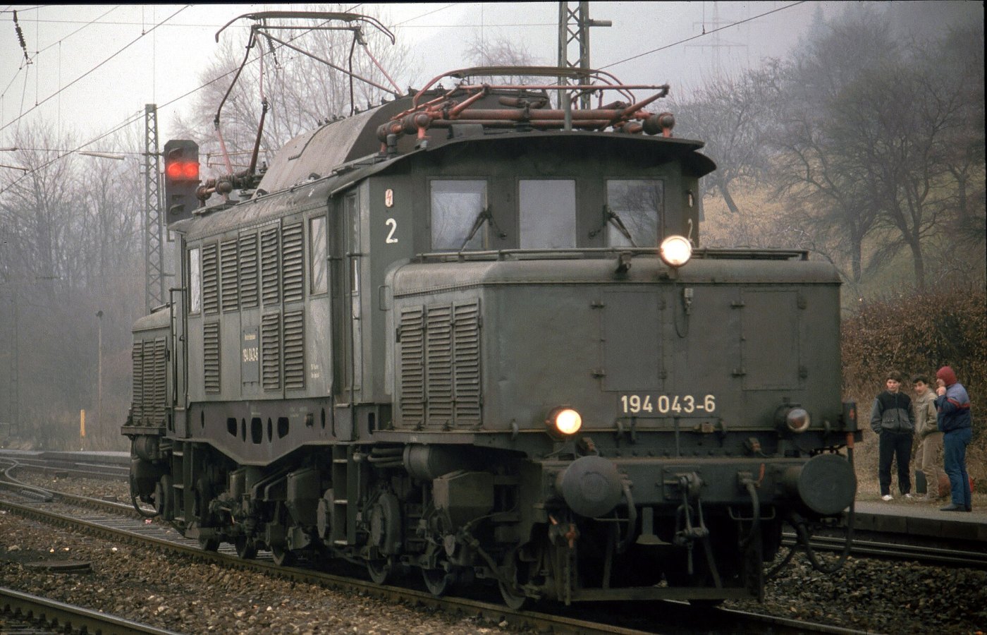 Geislingen West Ausfahrt Schiebelok Bahnsteig Reisende LABW Staatsarchiv