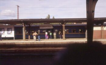 Frankfurt Oder Bahnsteig Bahnsteighalle Reisende WGS Militärzug LABW Sta