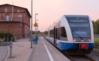 Stadler GTW 2 6 der UBB im Bahnhof Barth