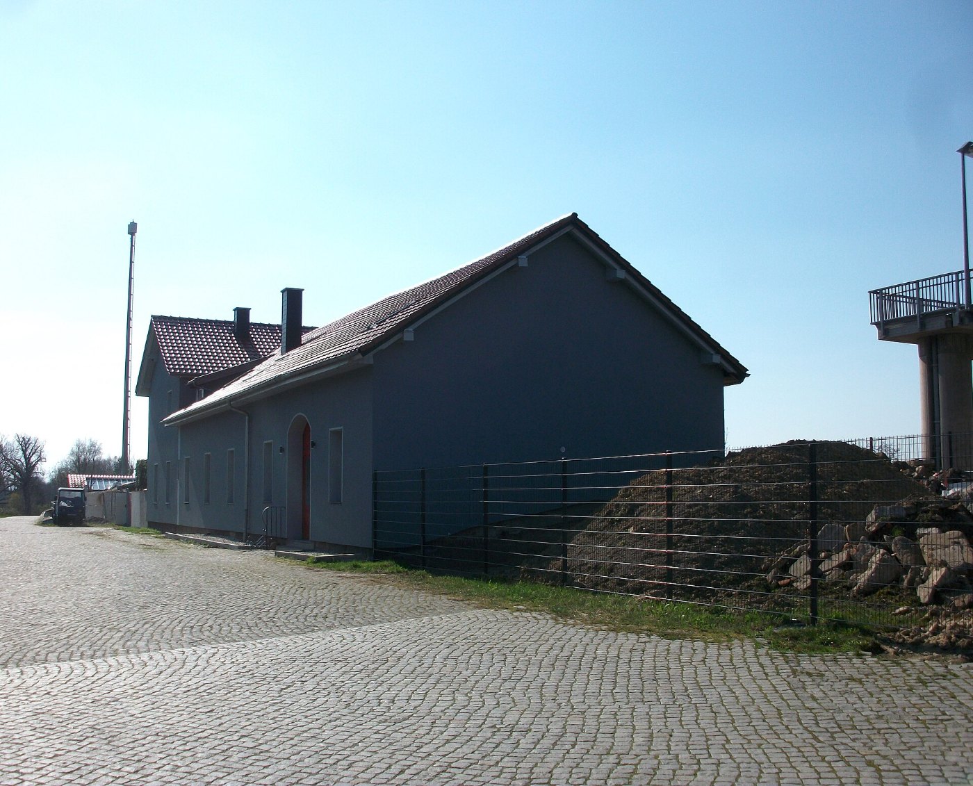 Bahnhof Belgershain, Empfangsgebäude (Straßenseite)
