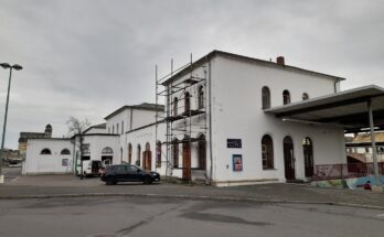 Bahnhof Wurzen, Empfangsgebäude (Straßenseite) (1)