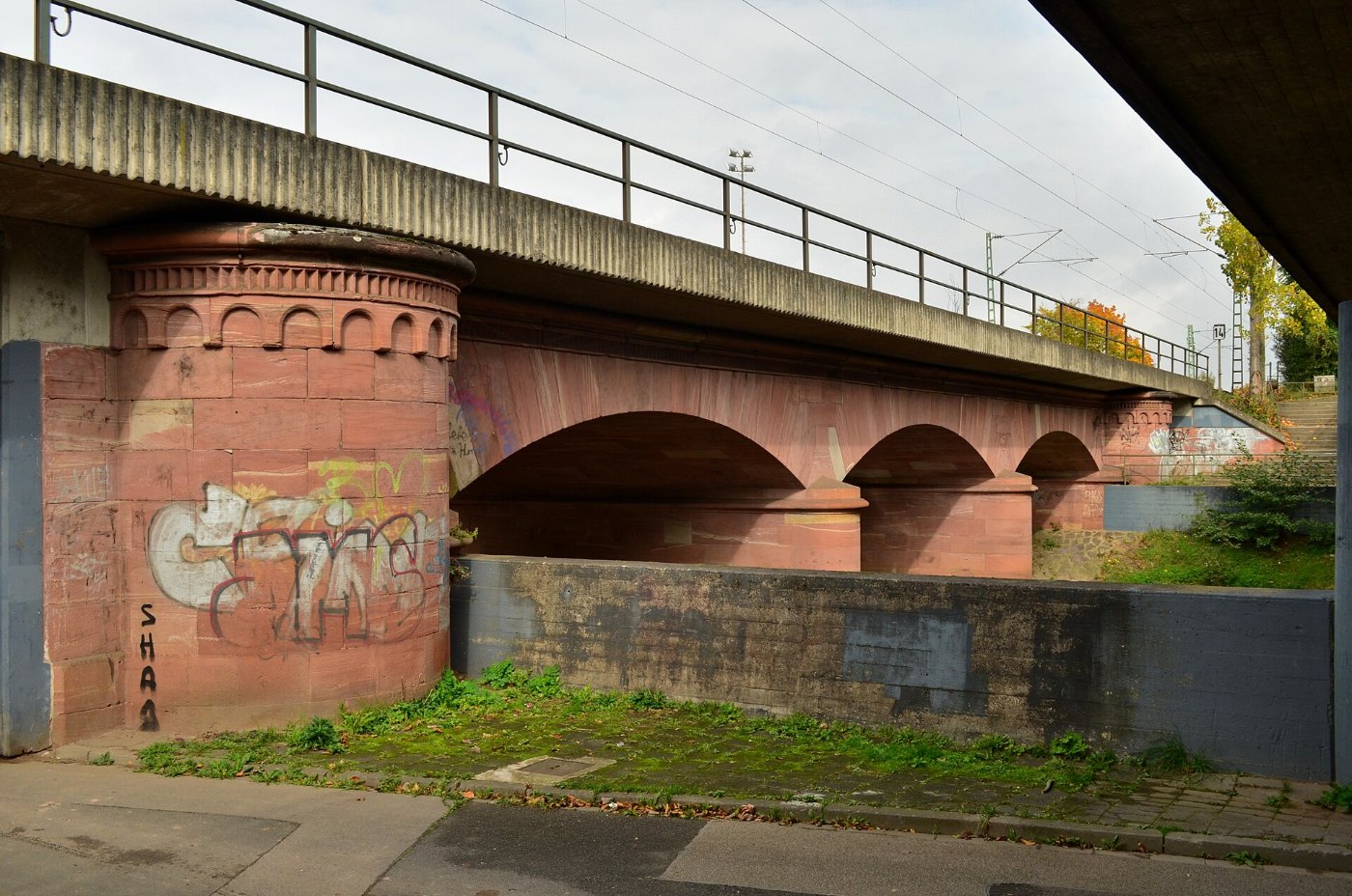 Bad Vilbel Eisenbahnbruecke Main Weser 5