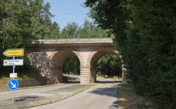 Eisenbahnviadukt Unterheckenhofen 001