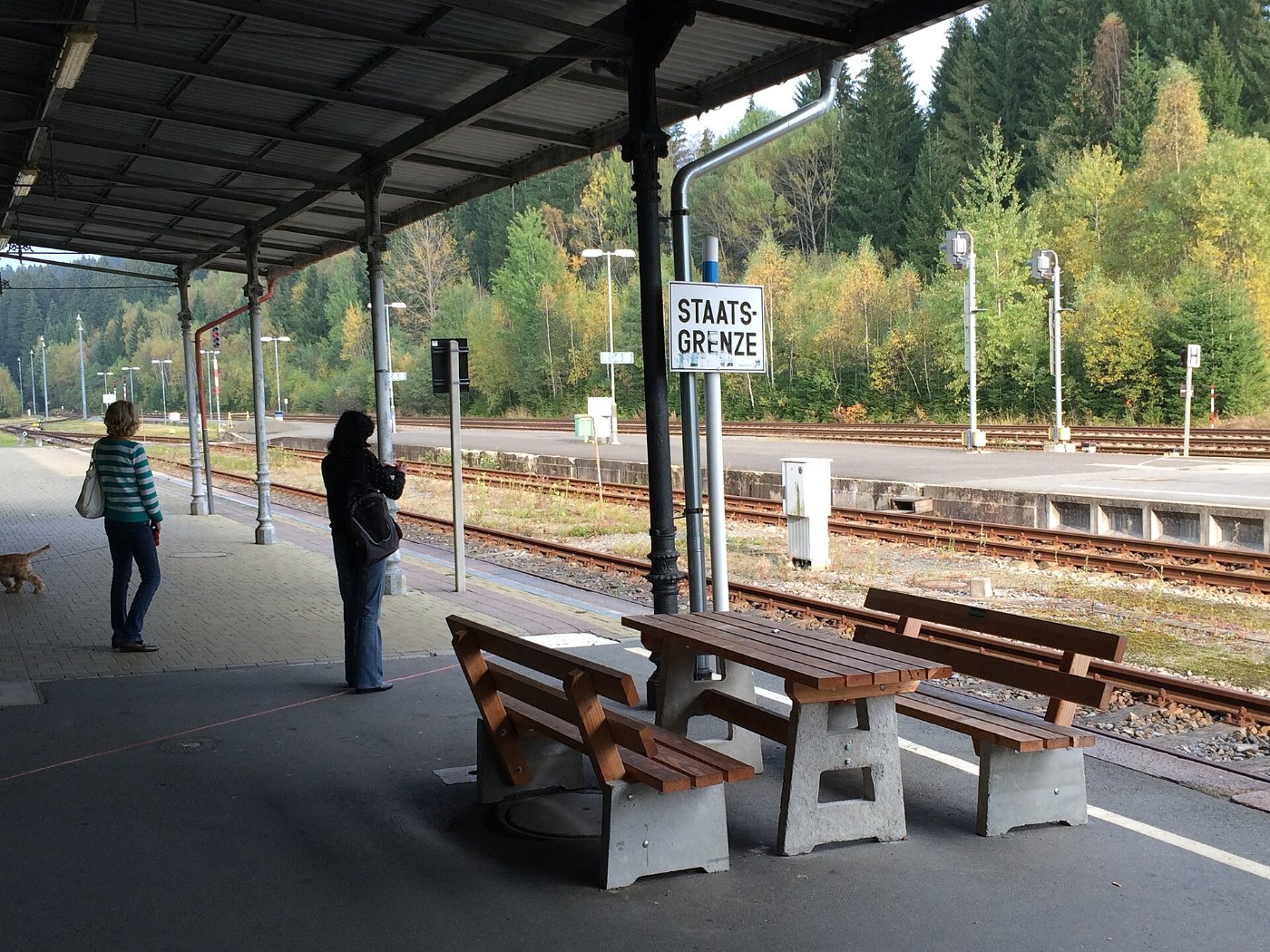 Bayerisch Eisenstein Bahnsteig Železná Ruda 2014 a
