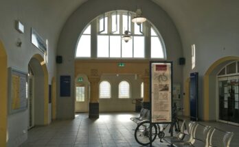 Bullay (Mosel) Bahnhof, Empfangsgebäude (1904)