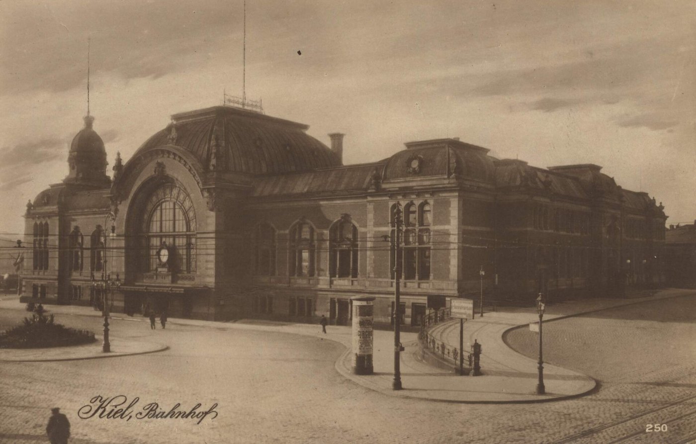 Kiel, Schleswig Holstein Bahnhof (Zeno Ansichtskarten)