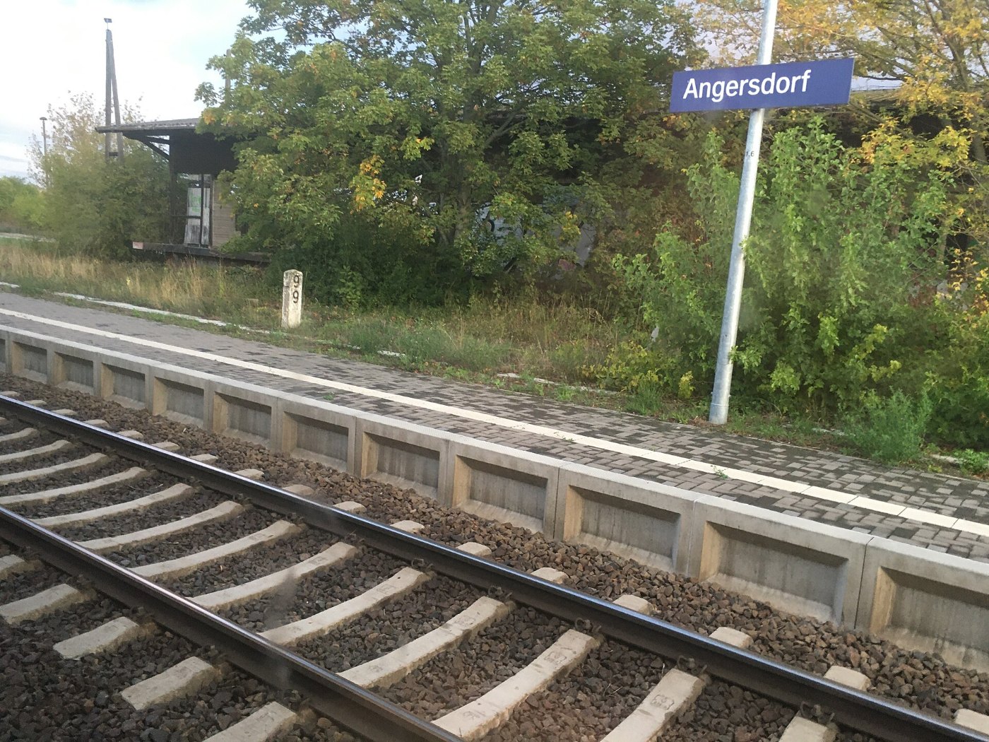 Angersdorf Bahnhof Kilometerstein 9,9