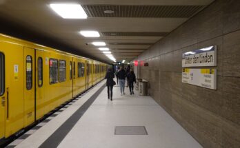 U Bahnhof Unter den Linden ()