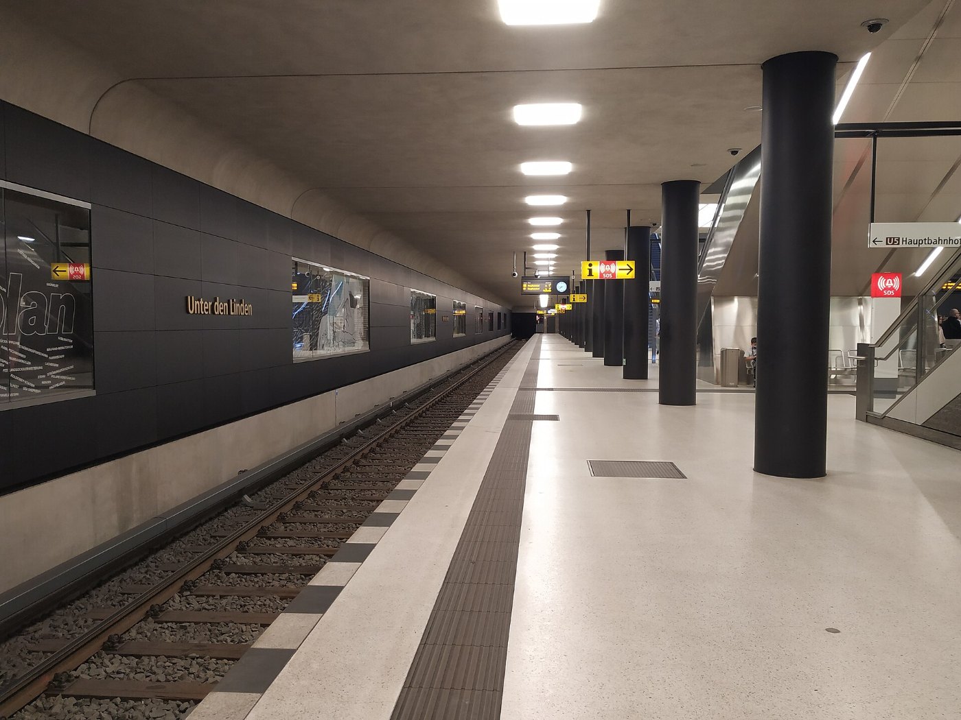 U Bahnhof Unter den Linden Berlin, 16 07 2022