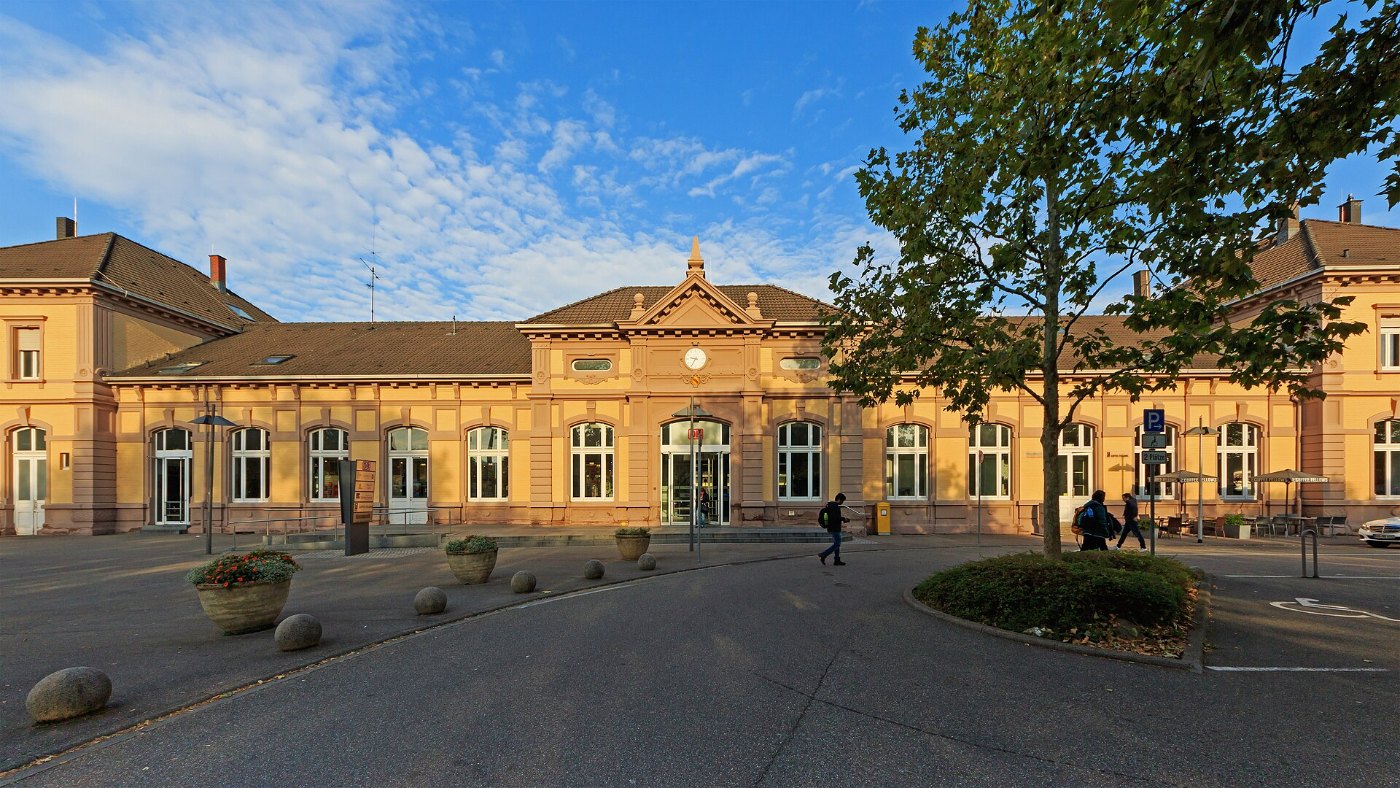 Baden Baden 10 2015 img30 Baden Baden railway terminal