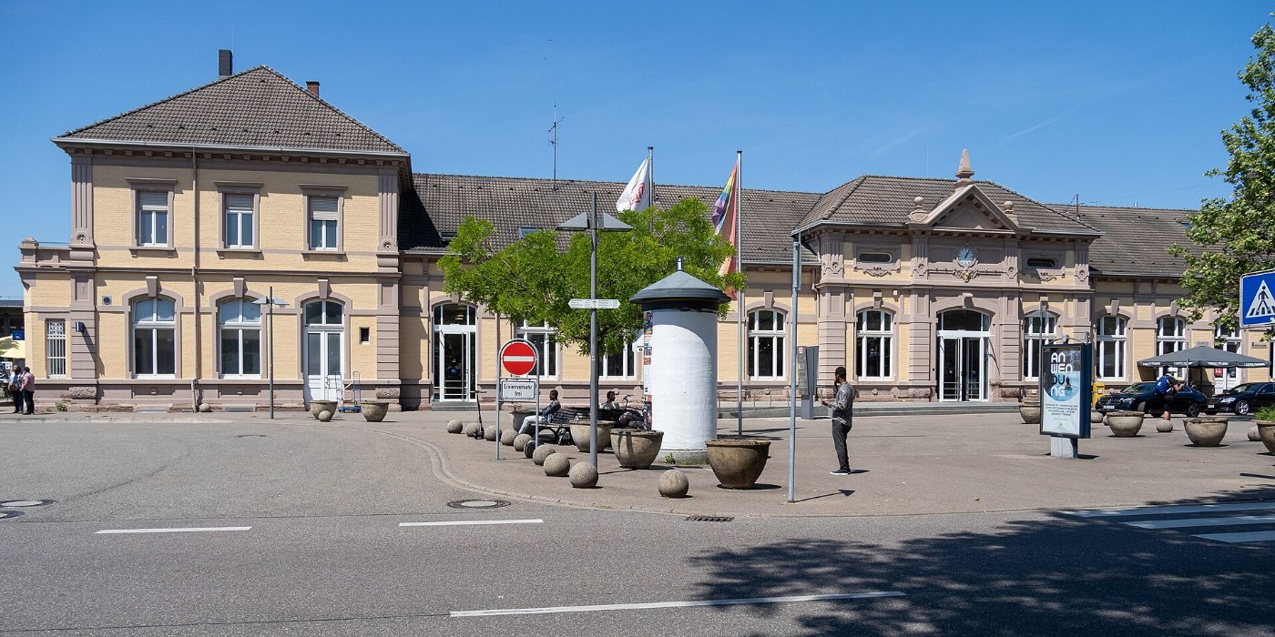 Bahnhof Baden Baden (Teilansicht)