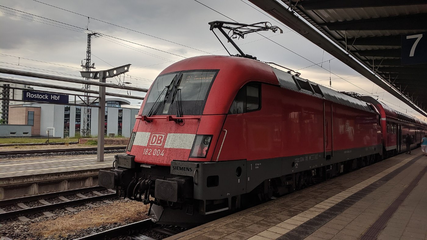 DB 182 004 Rostock Hbf