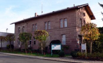 Bahnhof Nürnberg Mögeldorf Empfangsgebäude 1