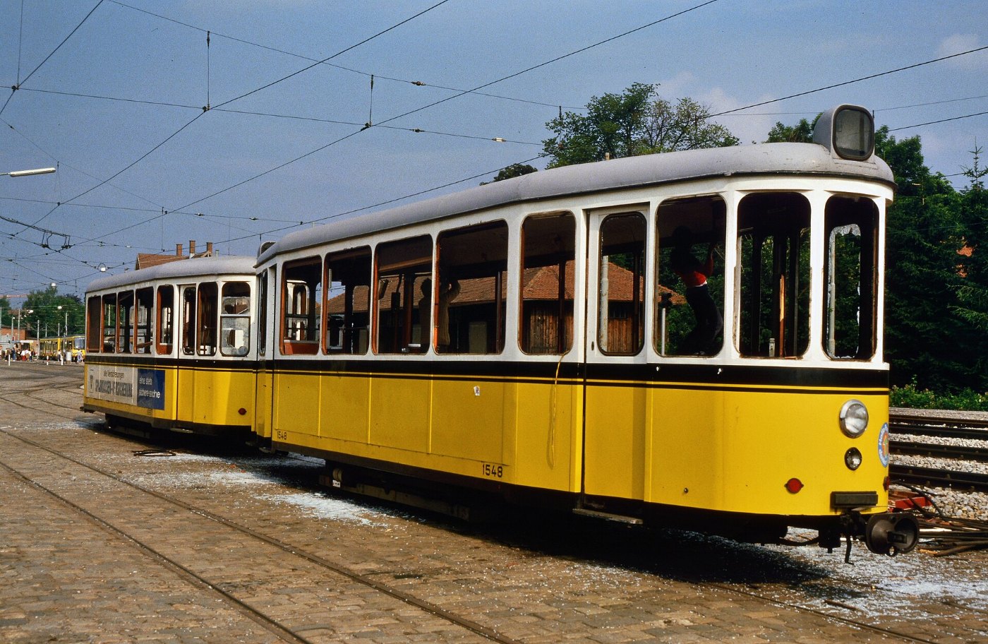 Straßenbahn Stuttgart Beiwagen 1548 und 1551