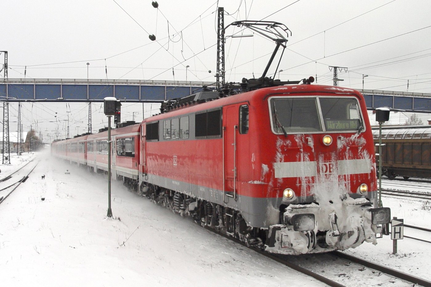 DB 111 RtLgr Snow