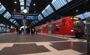 S Bahn Karlsruhe und S Bahn Rhein Neckar am Karlsruher Hauptbahnhof