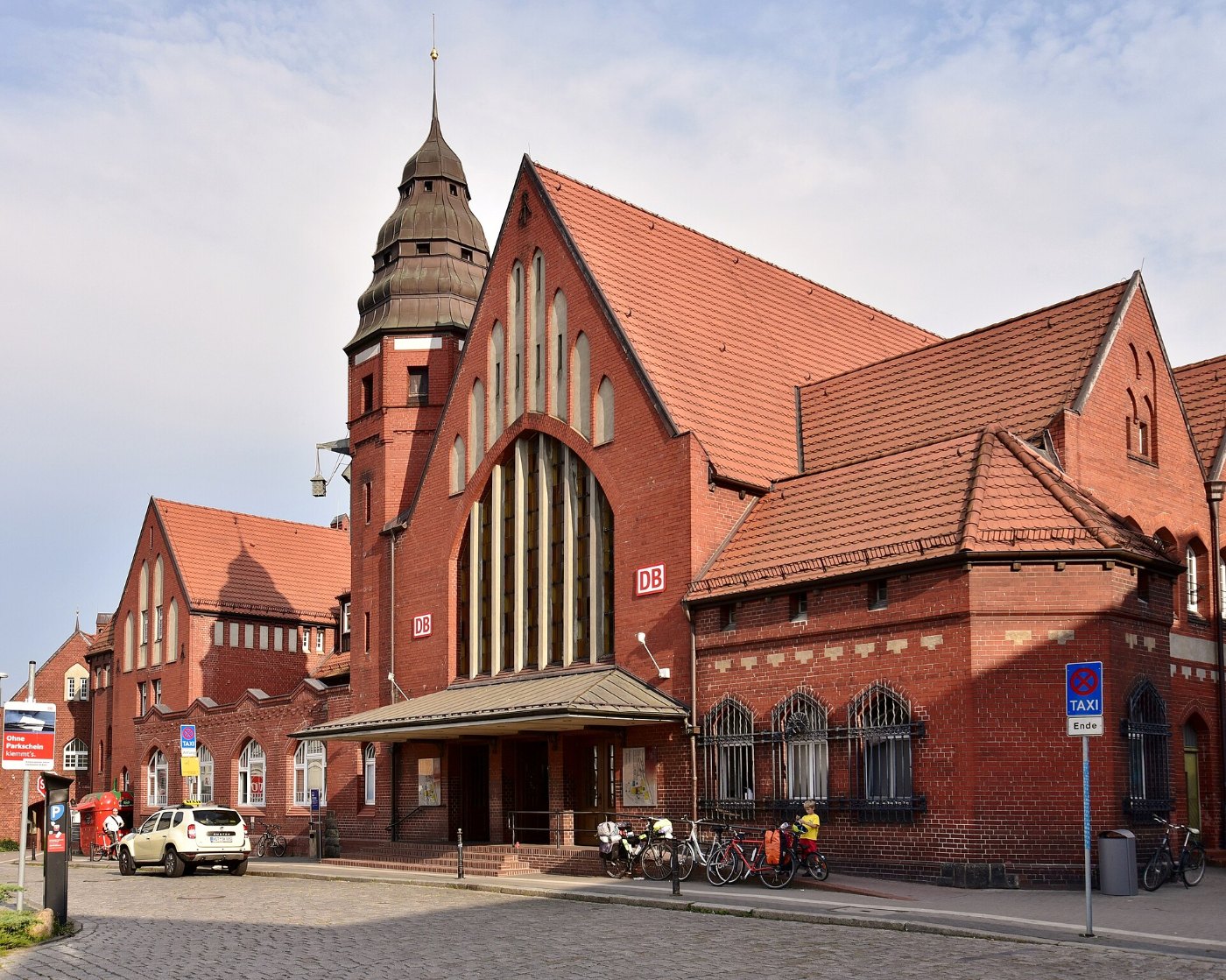 Stralsund Hauptbahnhof, 2019 (03)
