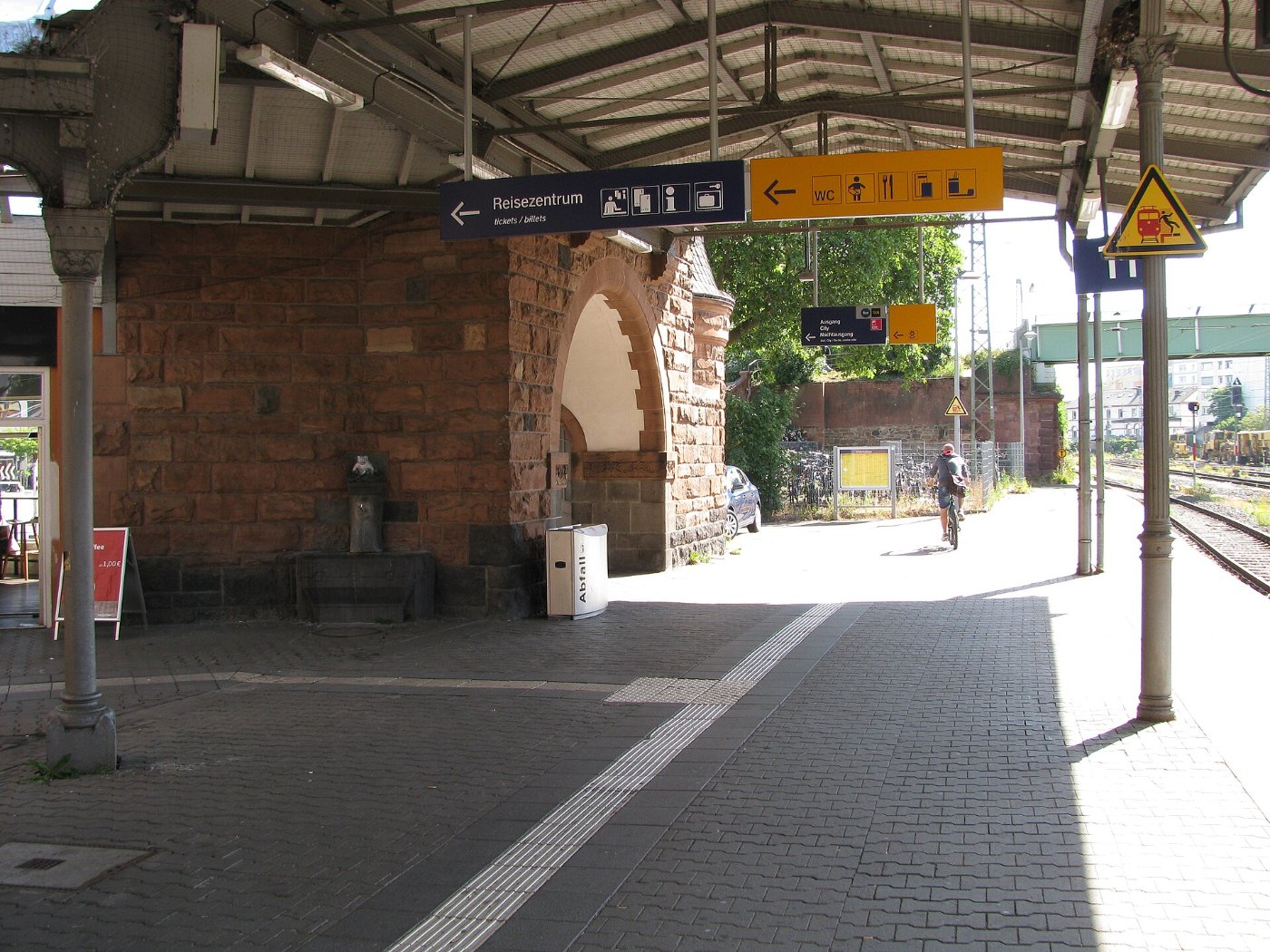 Bahnhof, 18, Gießen, Landkreis Gießen