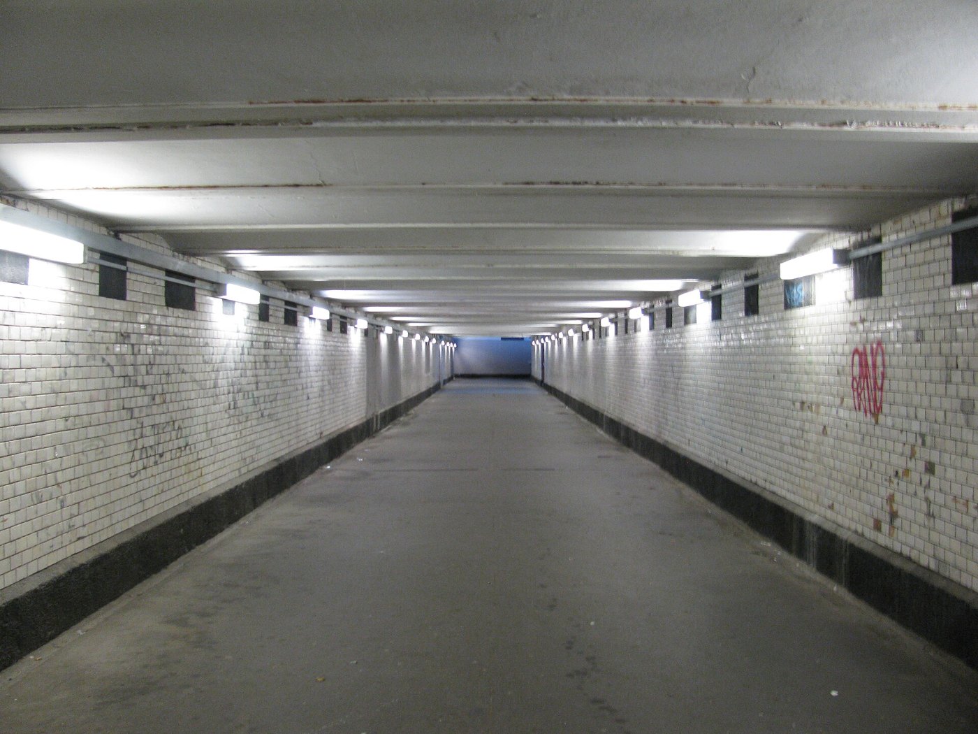 Bahnhof Wiesbaden Ost, 3, Biebrich, Wiesbaden