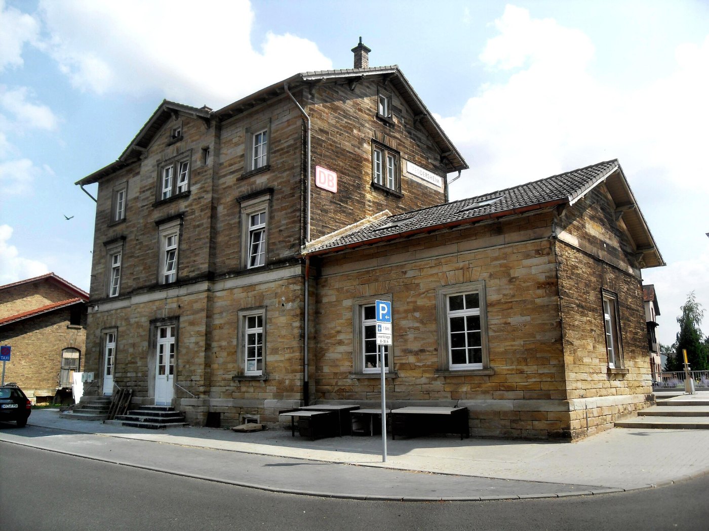 Worms Pfeddersheimer Bahnhof von Bahnhofsvorplatz aus 30.6.2009