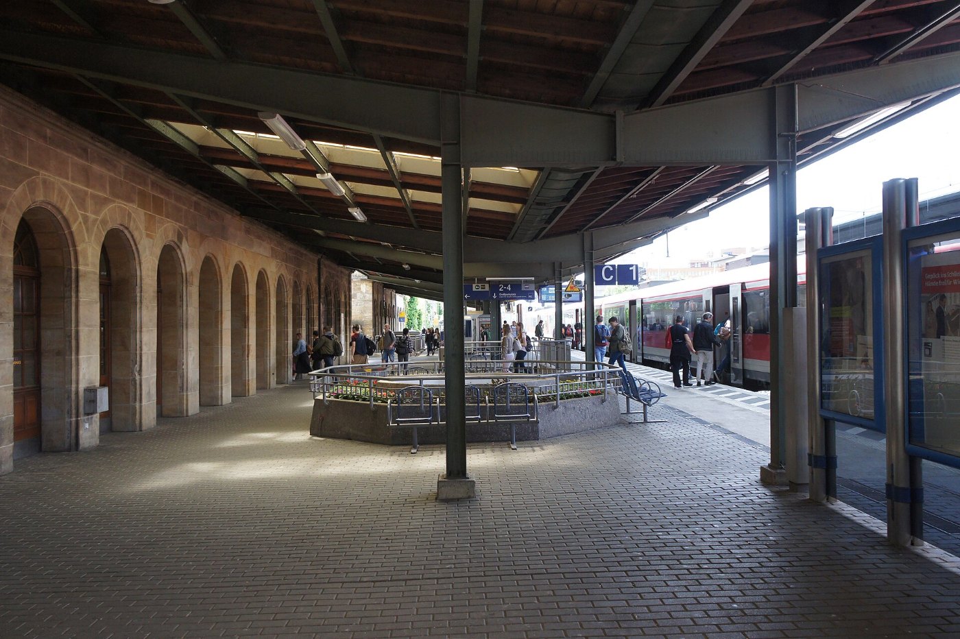 Bahnhof Erlangen Bahnsteig