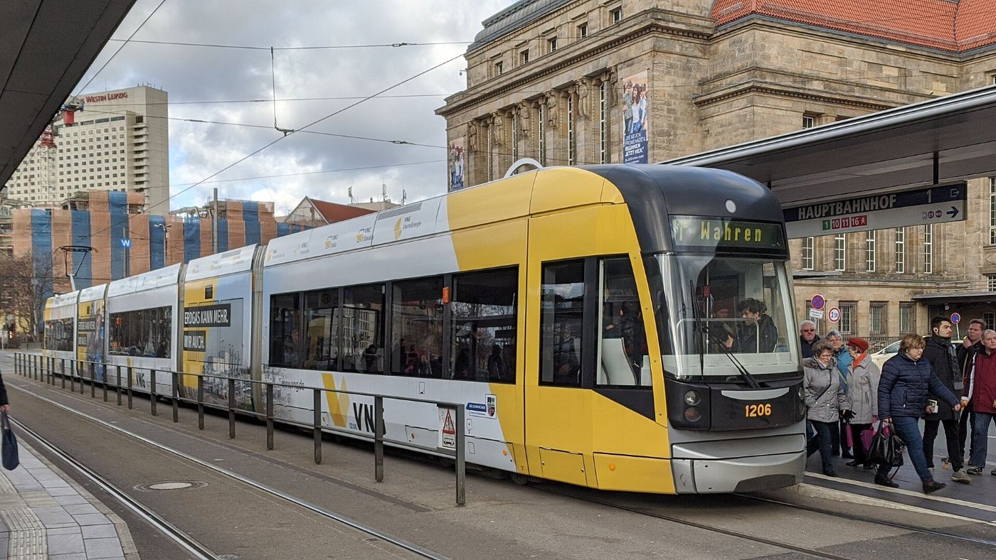 Straßenbahn Leipzig 11E 1206 Hauptbahnhof