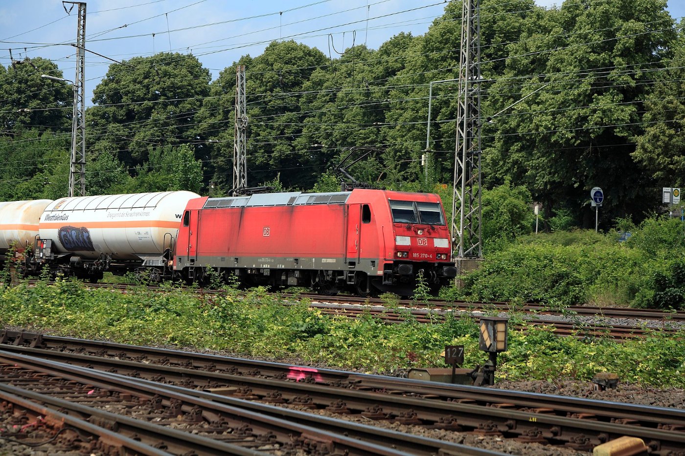 I20 151 Bf Paderborn Hbf, 185 370