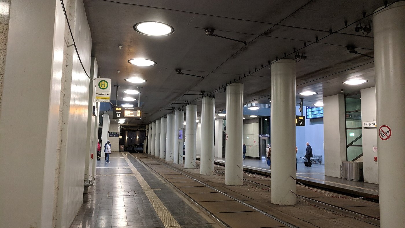 Straßenbahn Rostock Hauptbahnhof