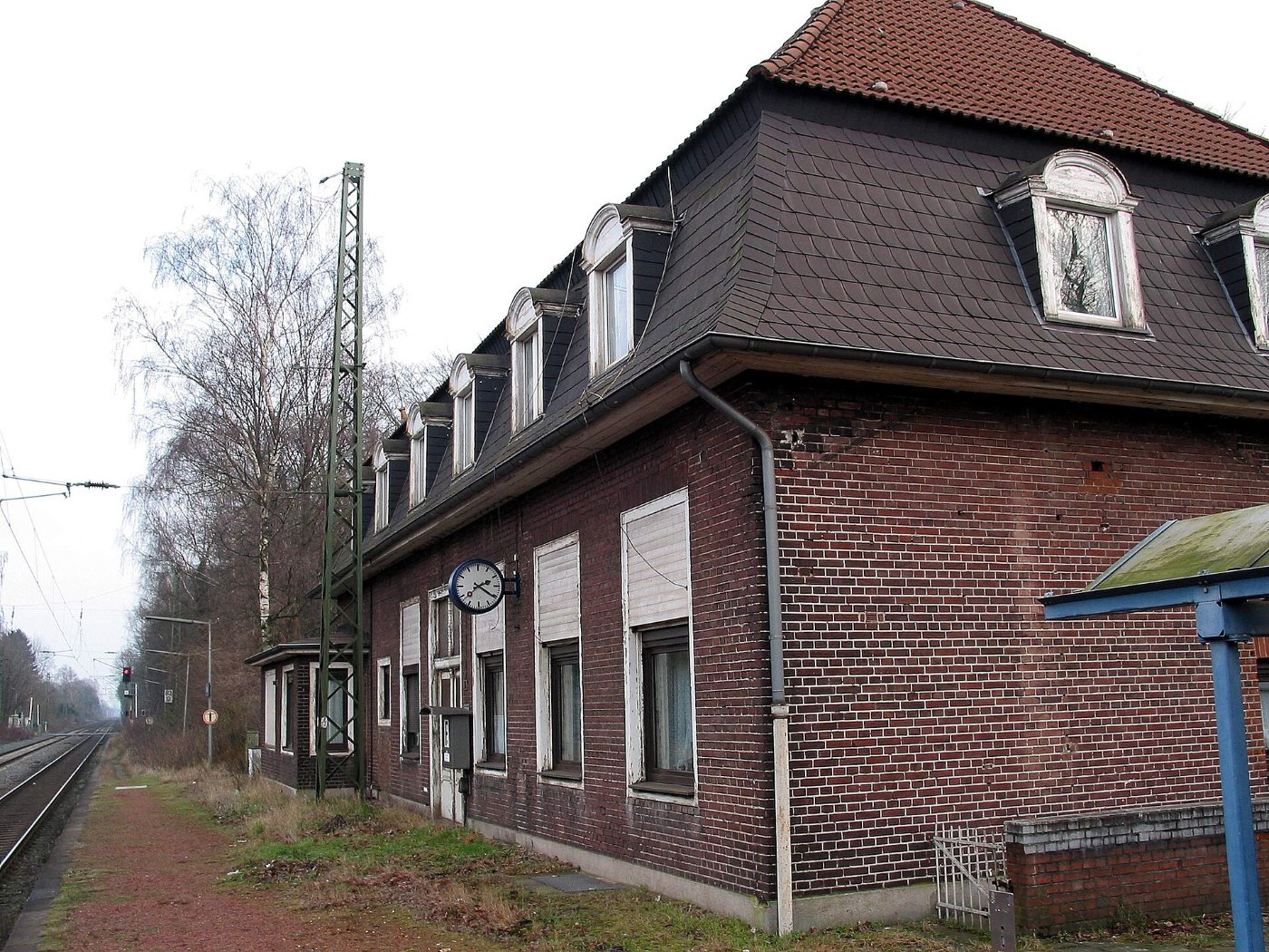 2003 12 31 Bahnhof Krefeld Forsthaus (2)