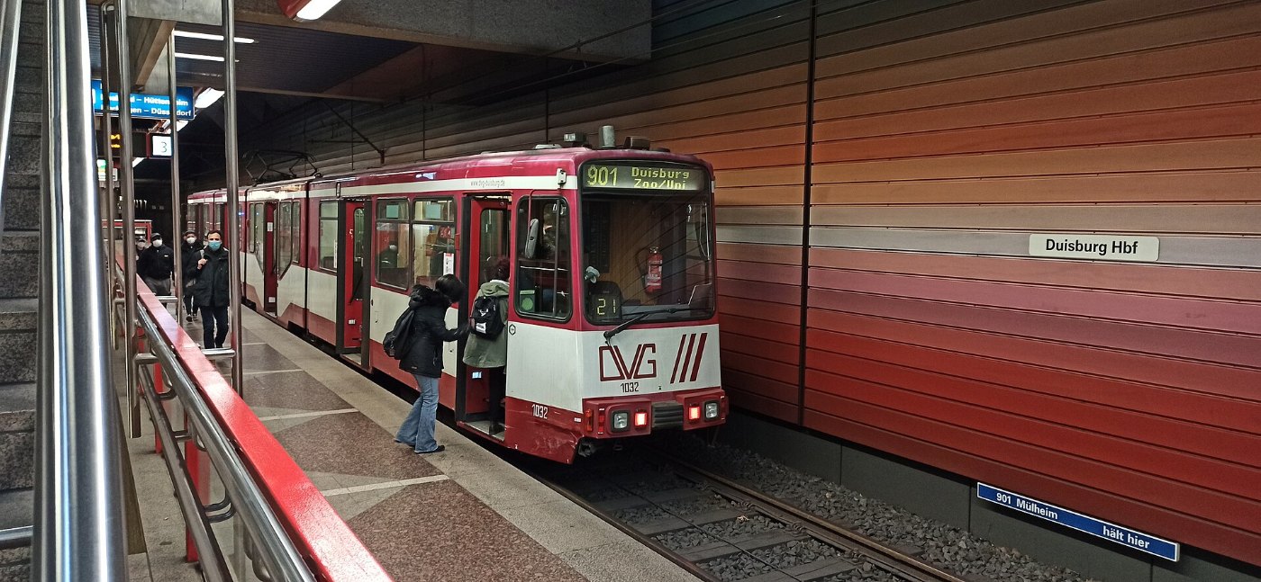 Straßenbahn Duisburg 901 1032 Hauptbahnhof