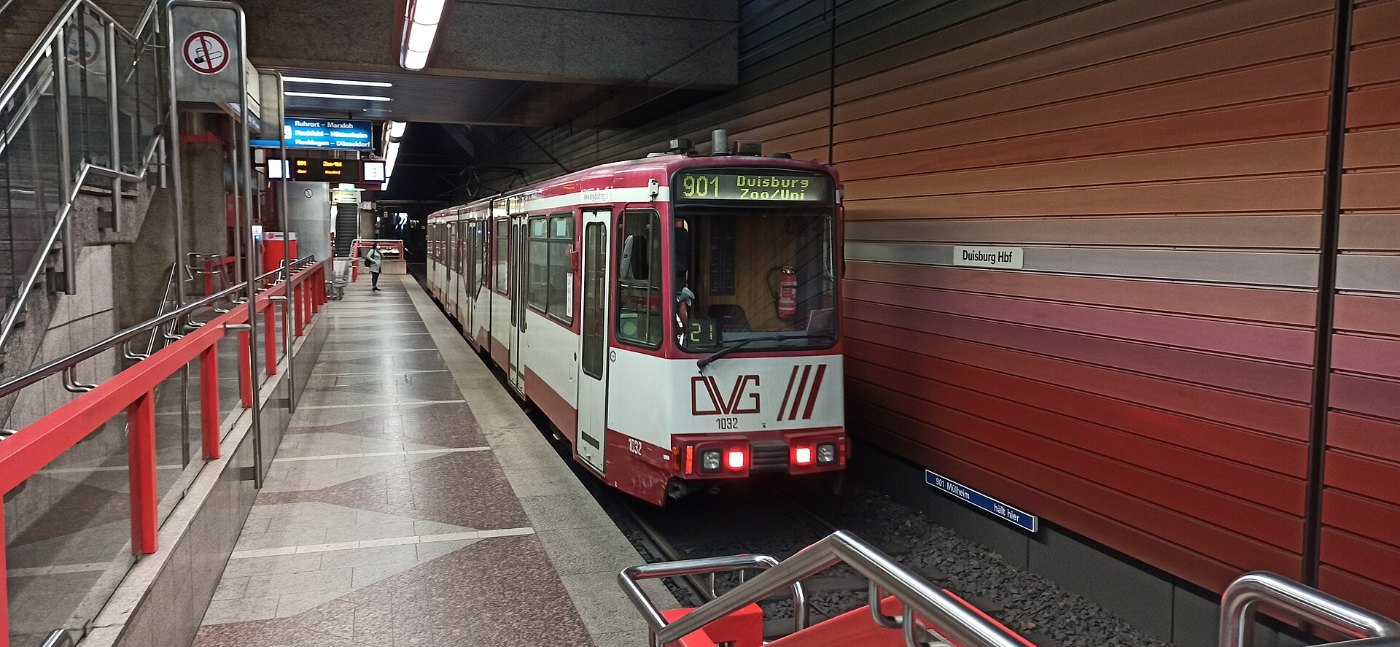 Straßenbahn Duisburg 901 1032 Hauptbahnhof