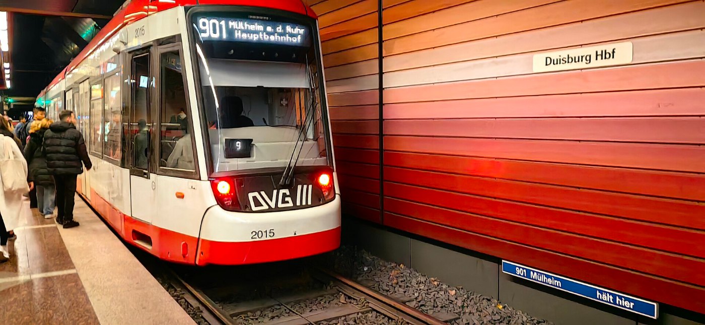 Straßenbahn Duisburg 901 2015 Hauptbahnhof