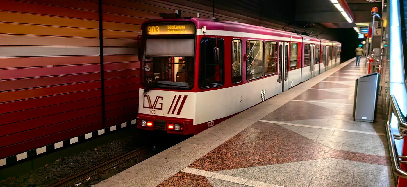 Straßenbahn Duisburg 903 1033 Hauptbahnhof