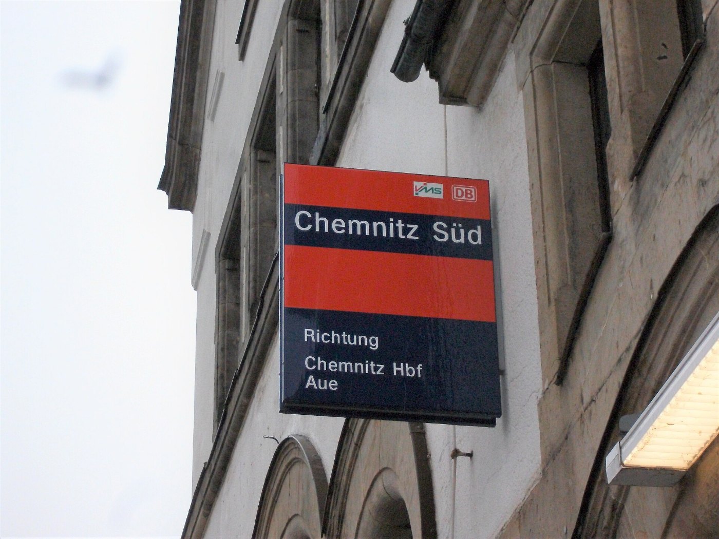 Bahnhof Chemnitz Süd, Eingang Gleise 3 und 4 (Bahnstrecke Chemnitz–Aue) 