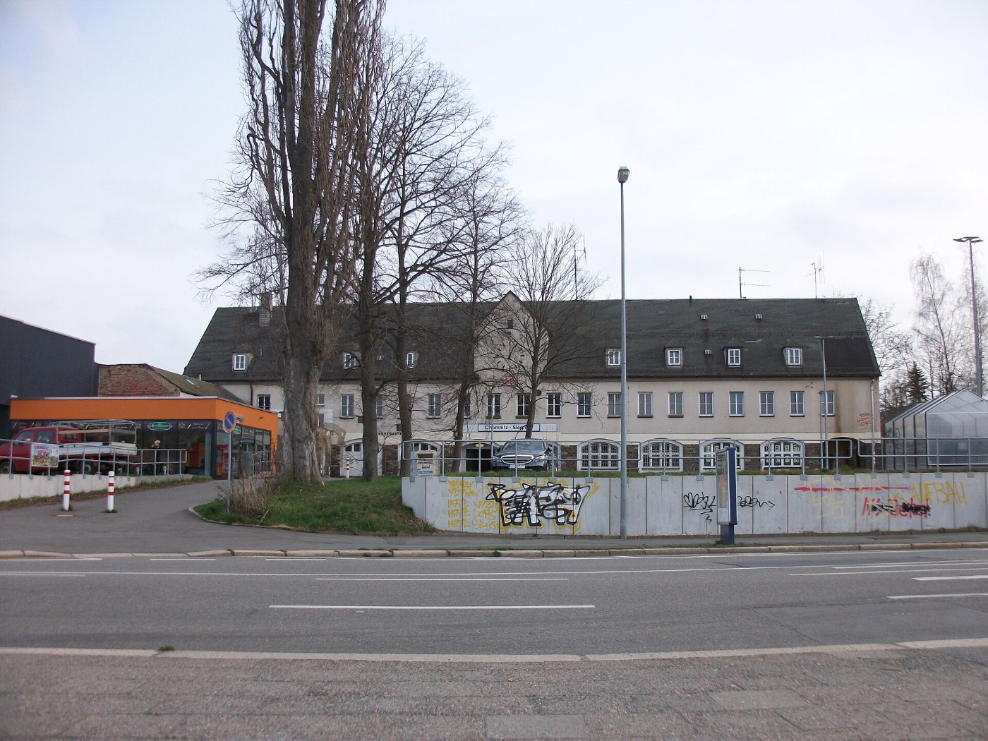 Bahnhof Chemnitz Siegmar, Empfangsgebäude (1)
