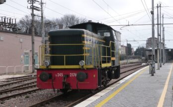 Ferrovie dello Stato Class 245 No 245 2176