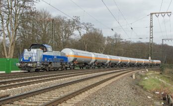 Duisburg Voith Gravita 265 499 VTG Rail met gasketelwagens ()