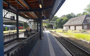 Bahnhof Flensburg, Bahnsteige 4 5